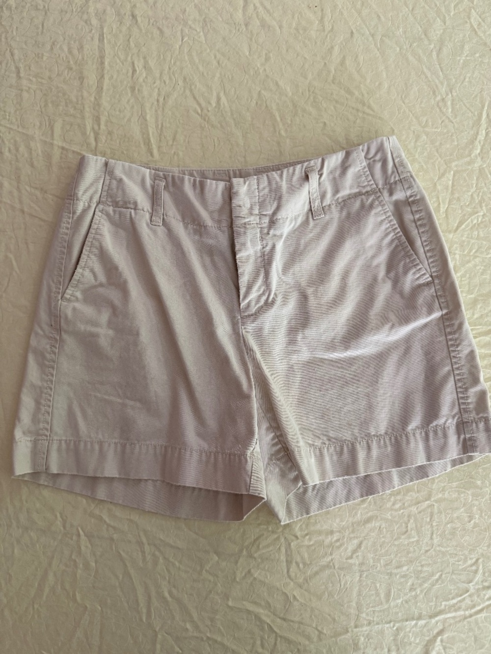 Gap Khaki Shorts Size 10 Clean Front 5" Inseam Casual Pockets Classic